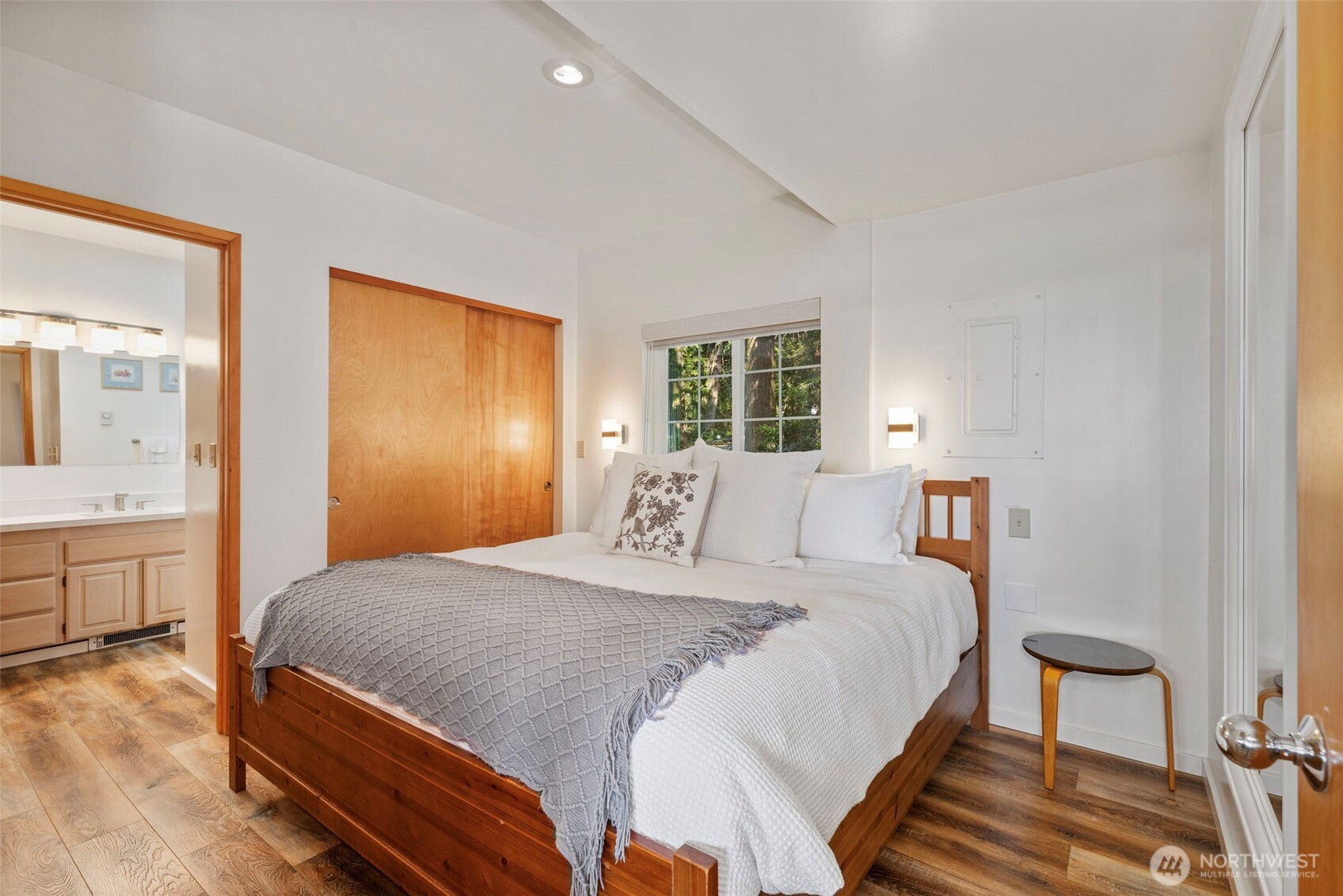 564 Mumby Road Property Photo 20