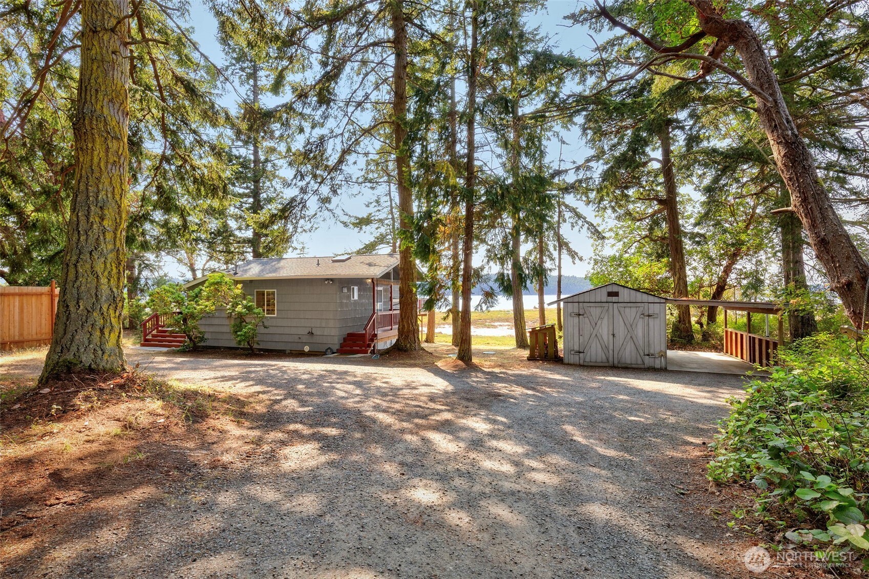 564 Mumby Road Property Photo 28