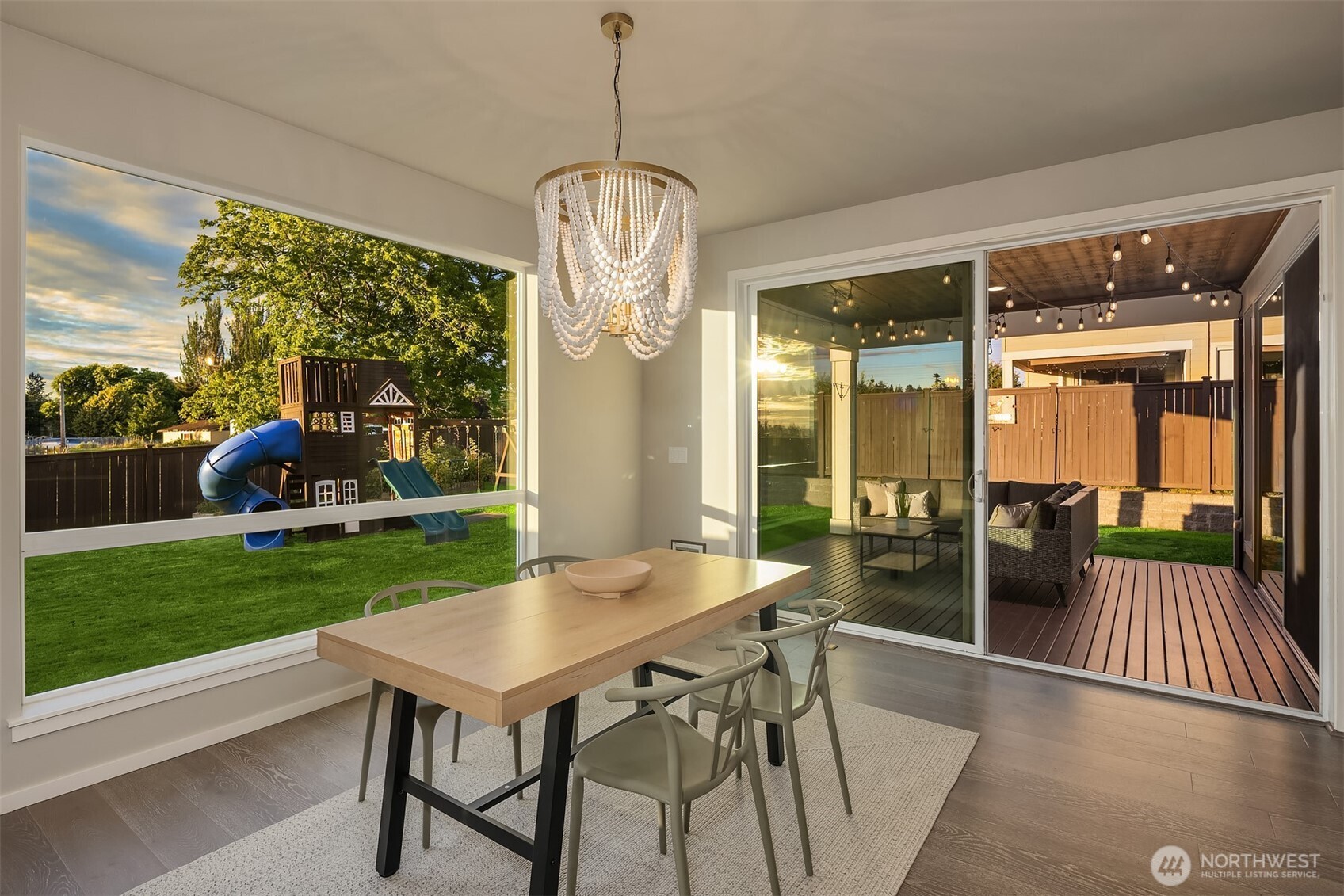 7919 9th Place Property Photo 15