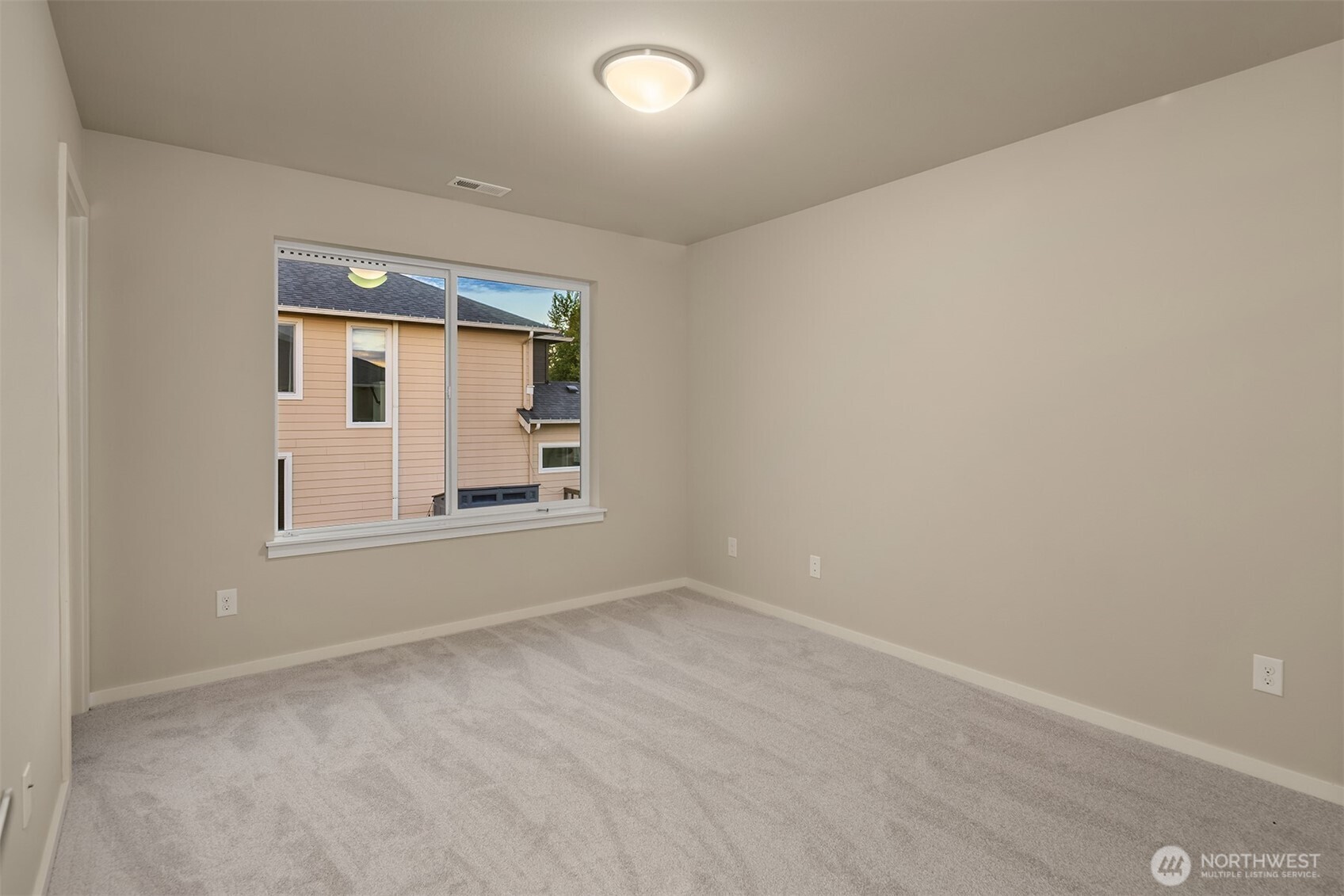 7919 9th Place Property Photo 28