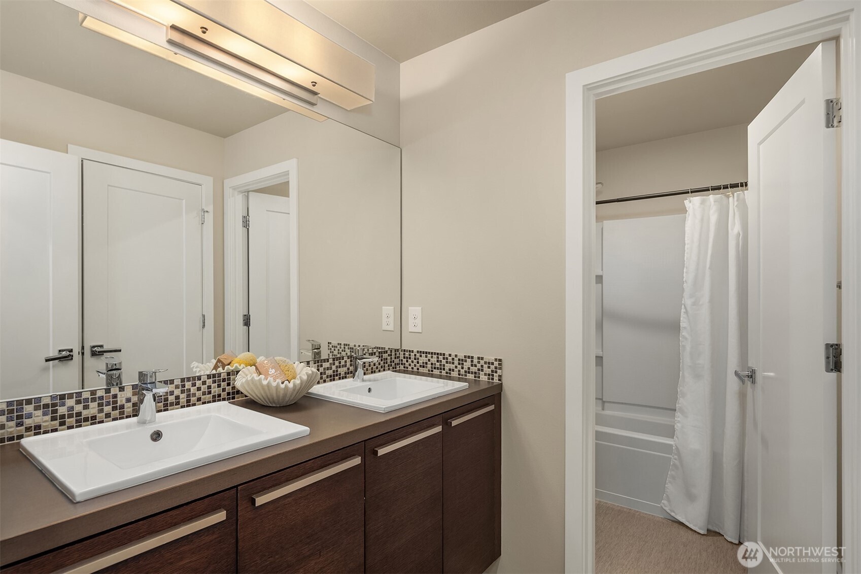 7919 9th Place Property Photo 29