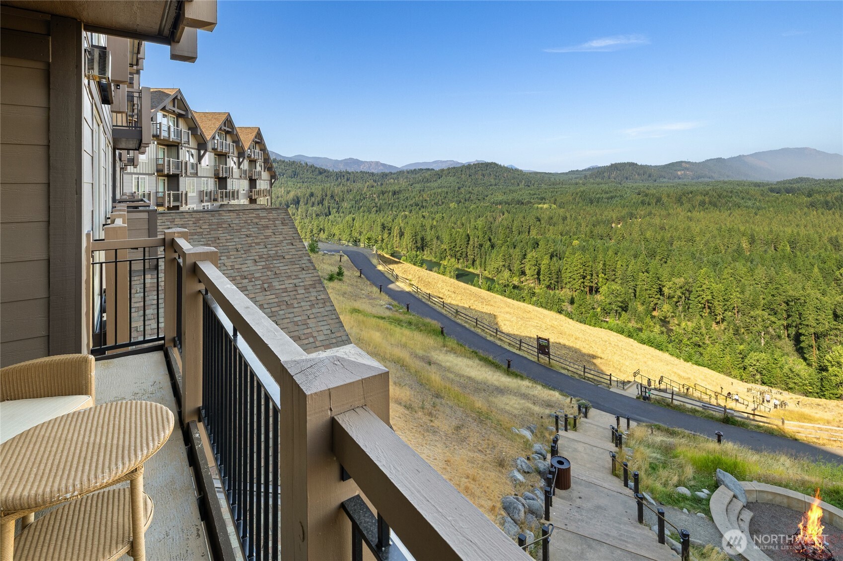 3600 Suncadia Trail 3051 Property Photo 2