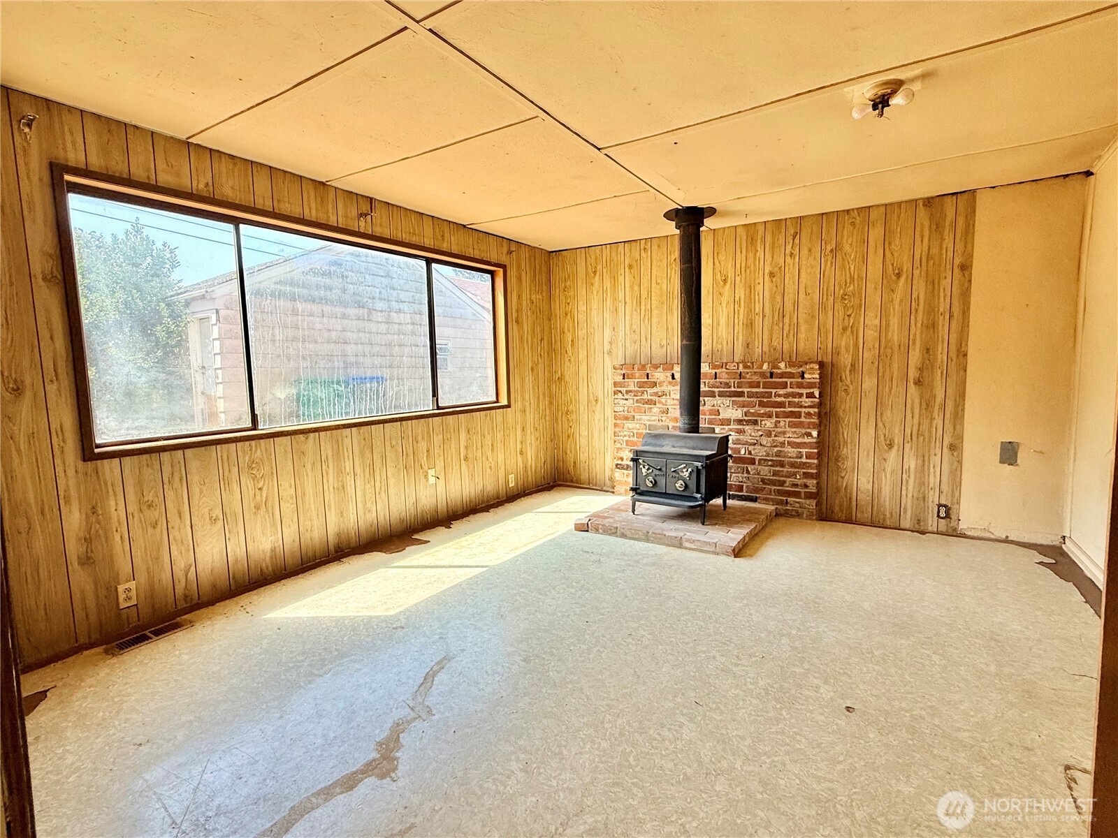 1919 Guy Wetzel Road Property Photo 12