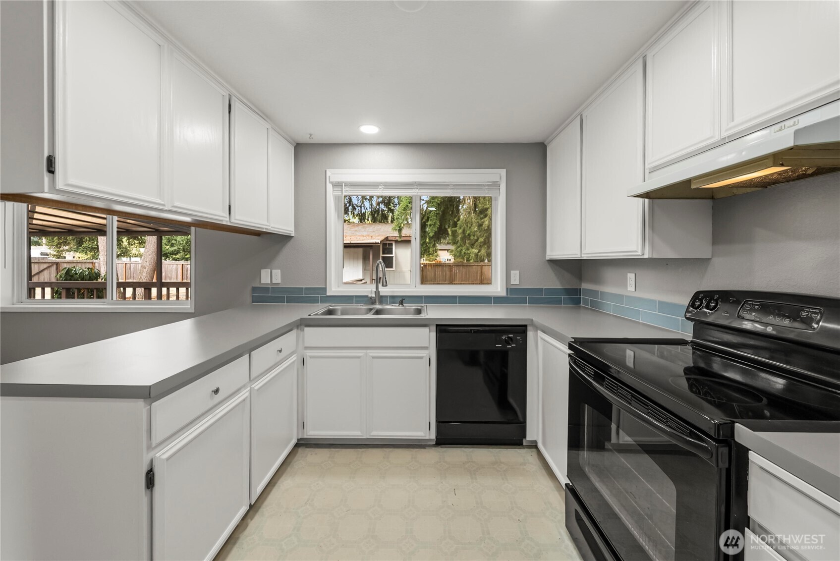 17110 11th Avenue Ct Property Photo 11