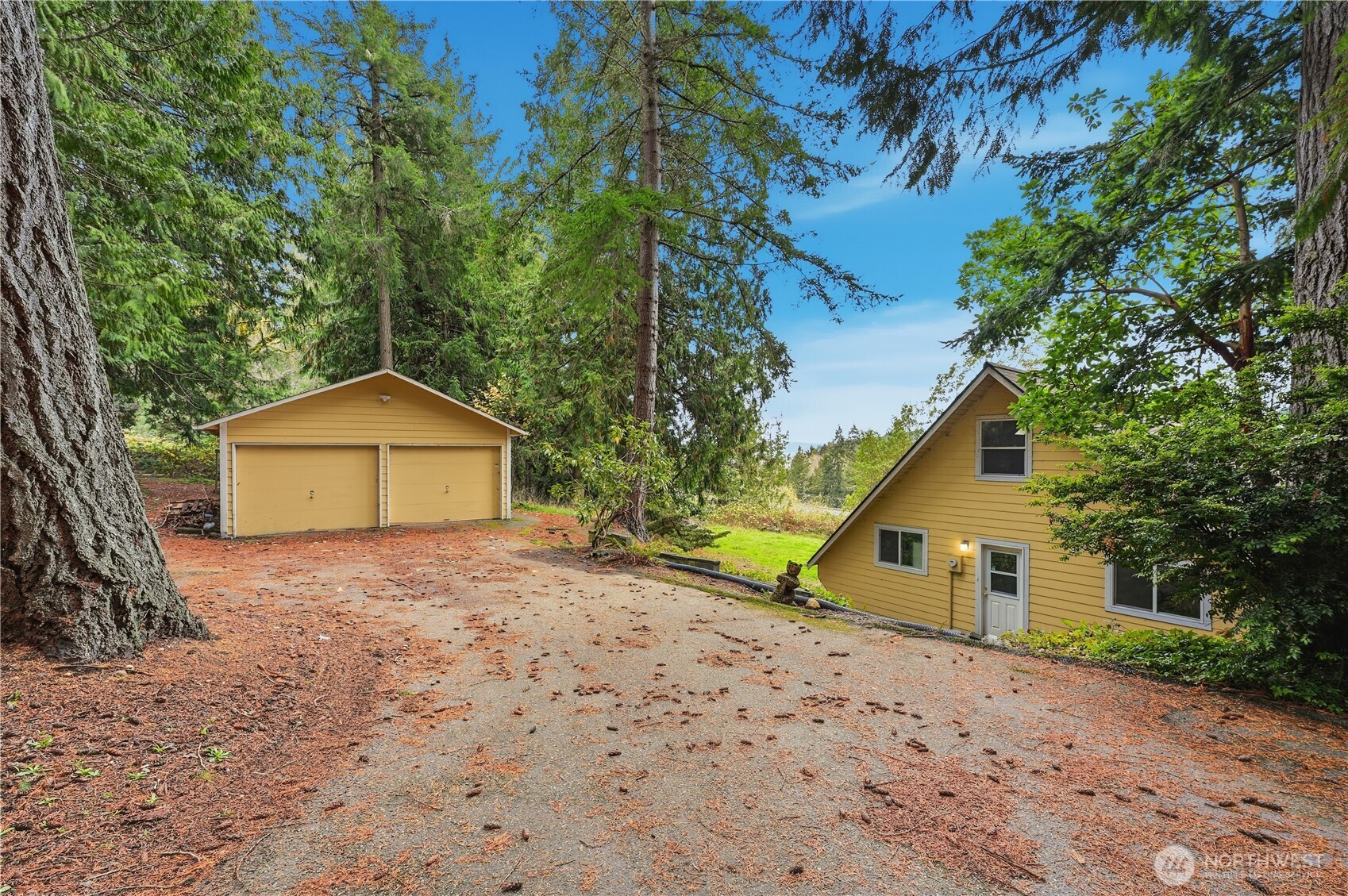 3452 Teal Lake Road Property Photo 1
