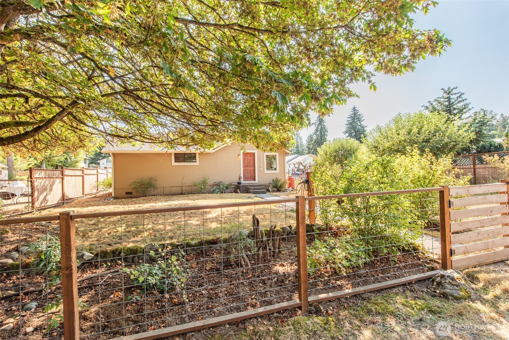 1134 W 18th Street Property Photo 6