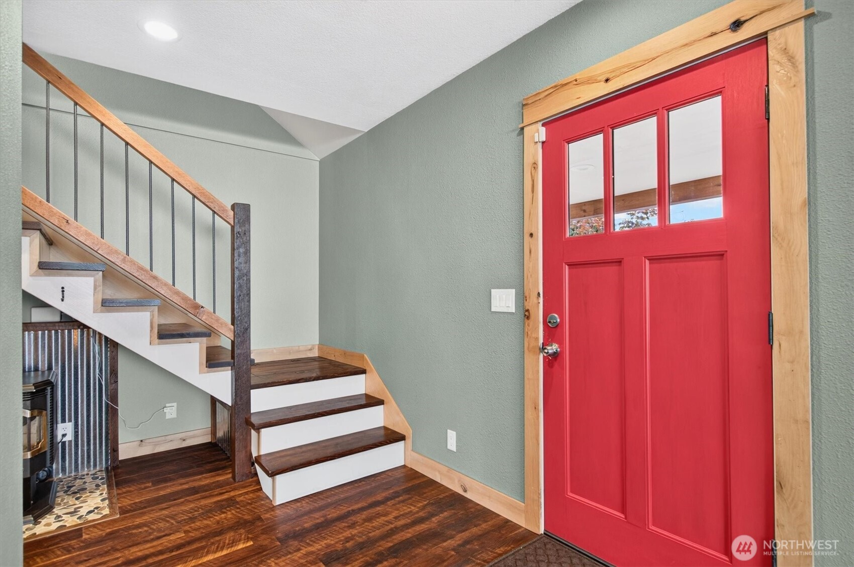 320 Roake Avenue Property Photo 9