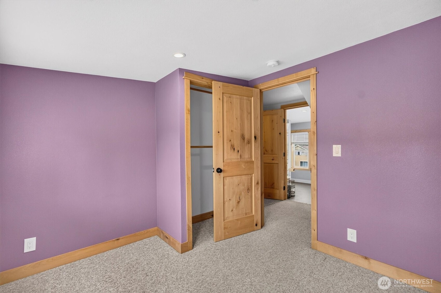 320 Roake Avenue Property Photo 24