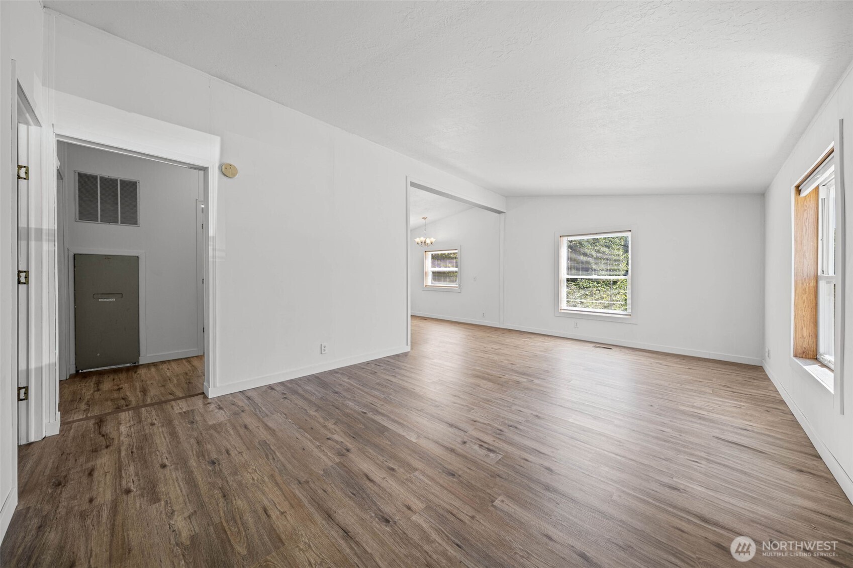 11607 Golden Given Road Property Photo 4