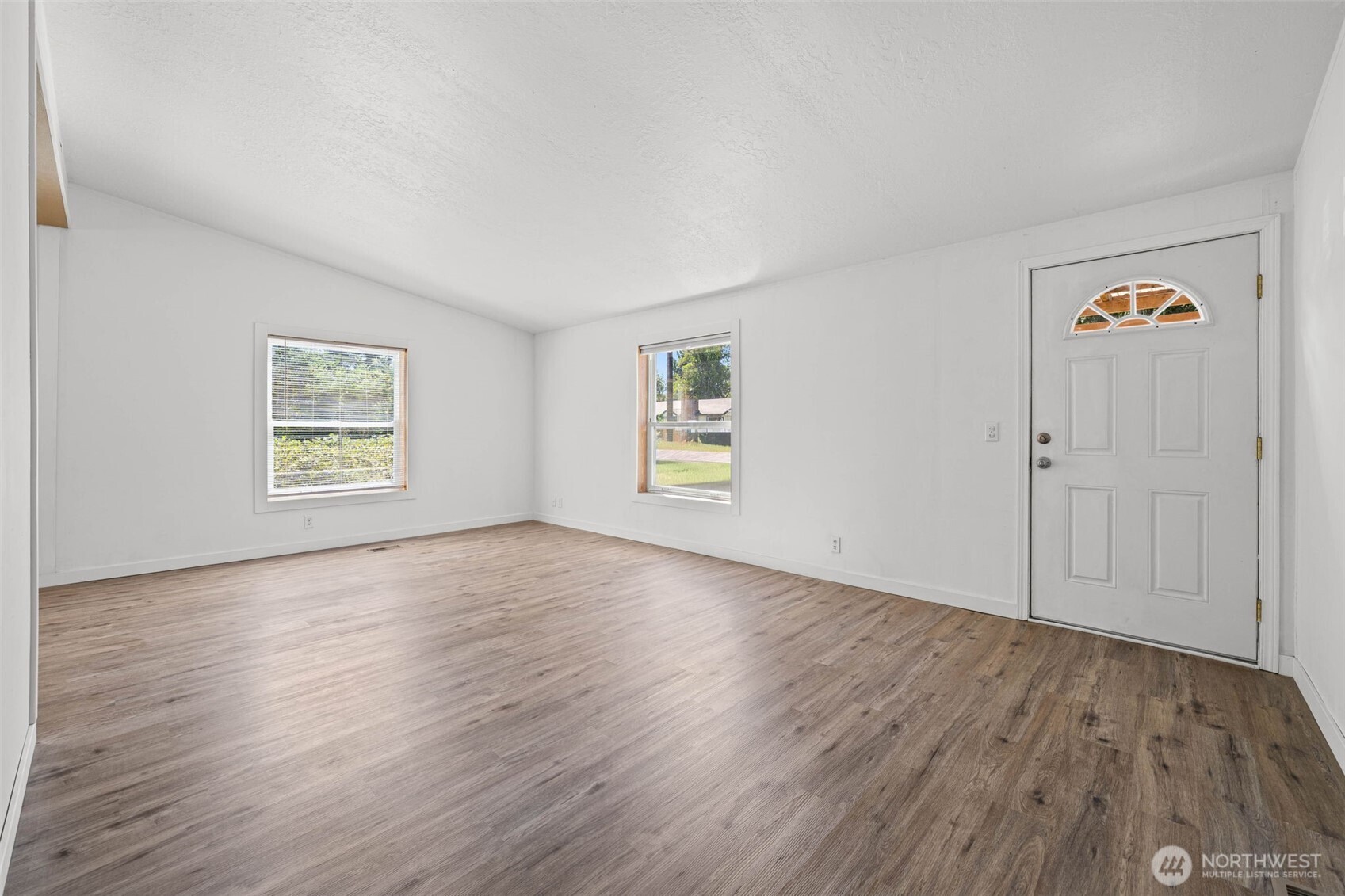 11607 Golden Given Road Property Photo 5