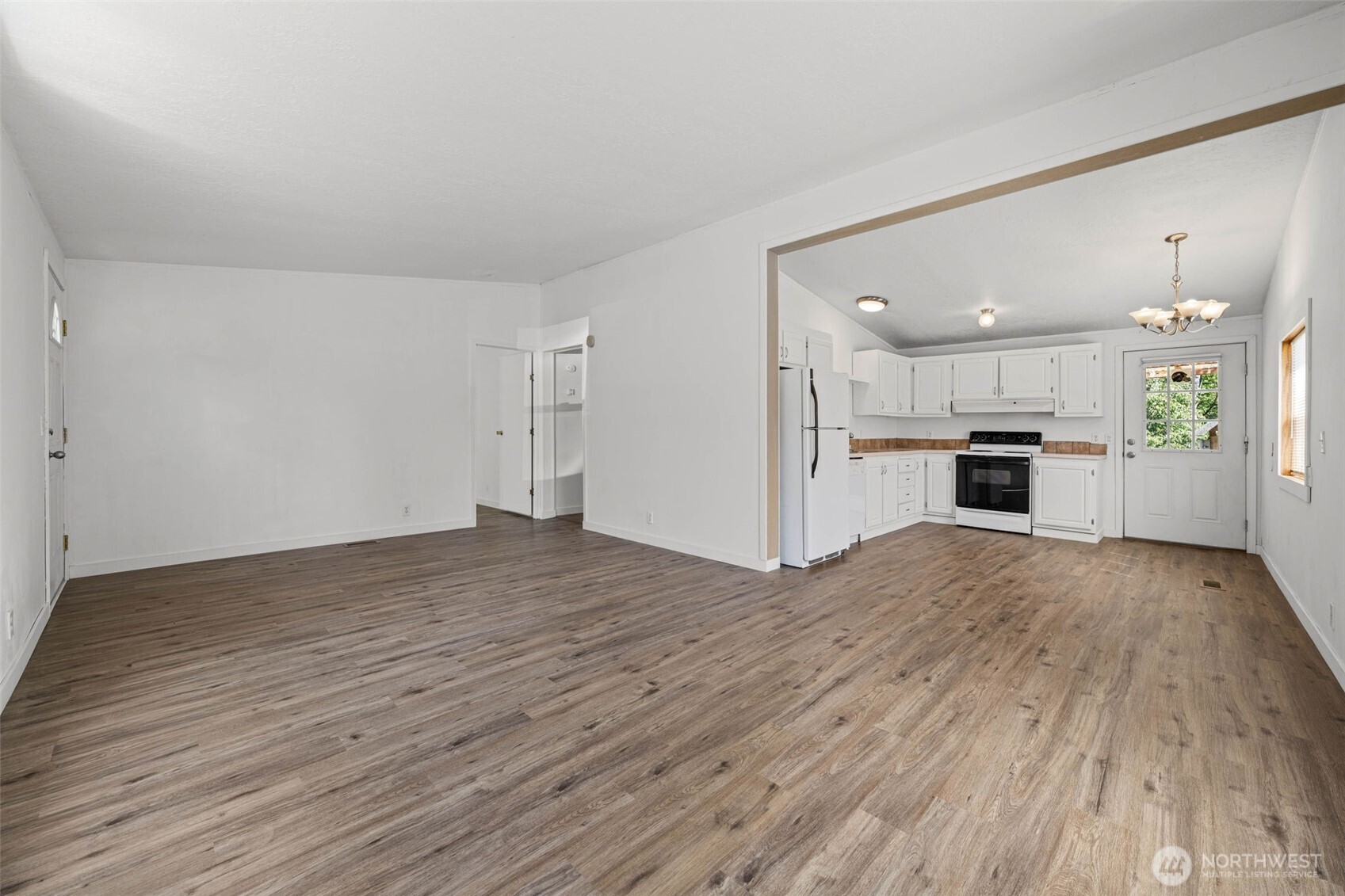 11607 Golden Given Road Property Photo 6