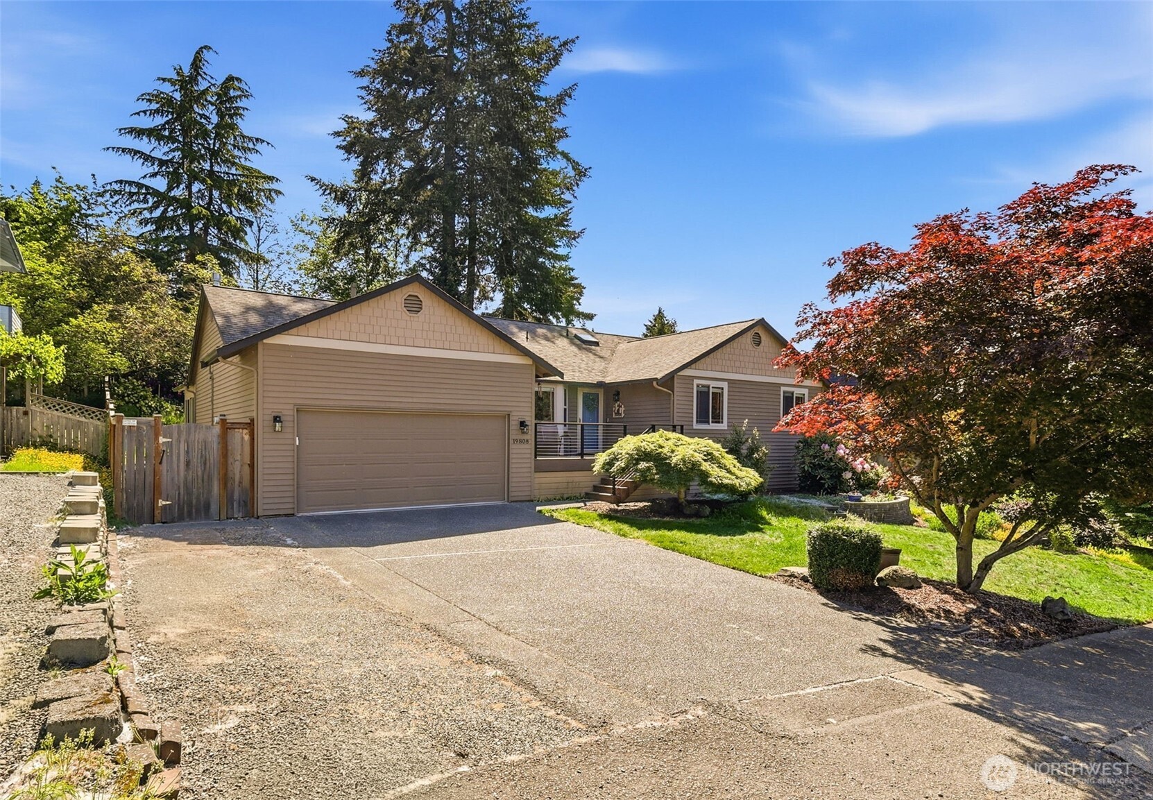 19808 137th Avenue Property Photo 2