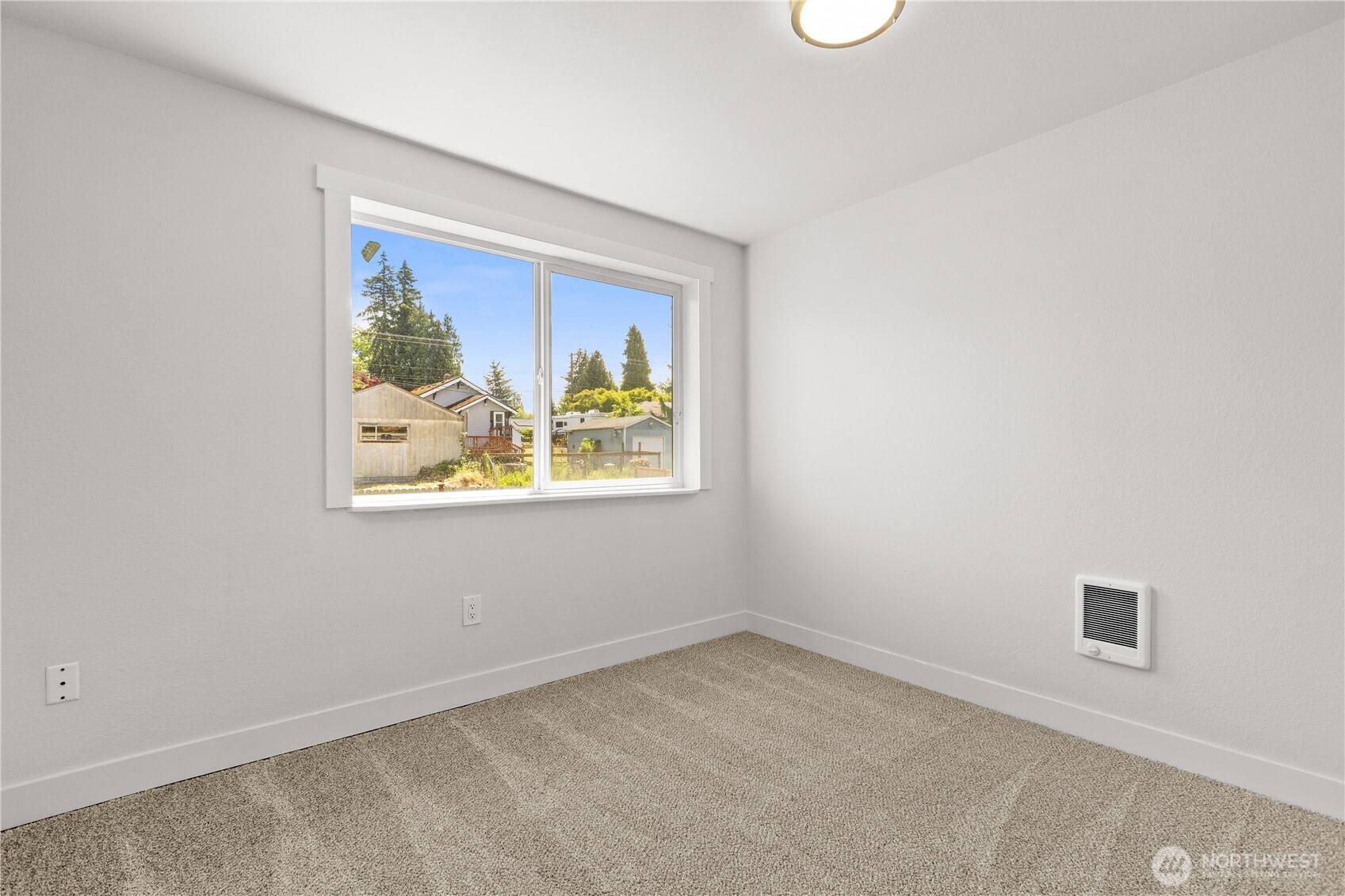 8823 S Yakima Avenue Property Photo 24