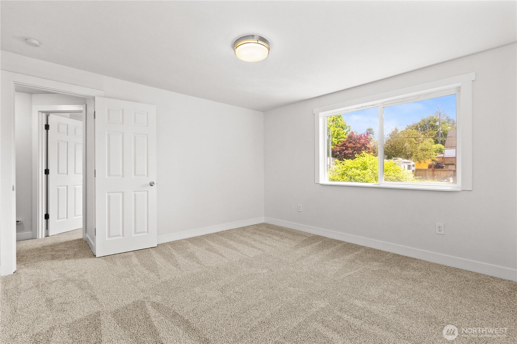 8823 S Yakima Avenue Property Photo 32
