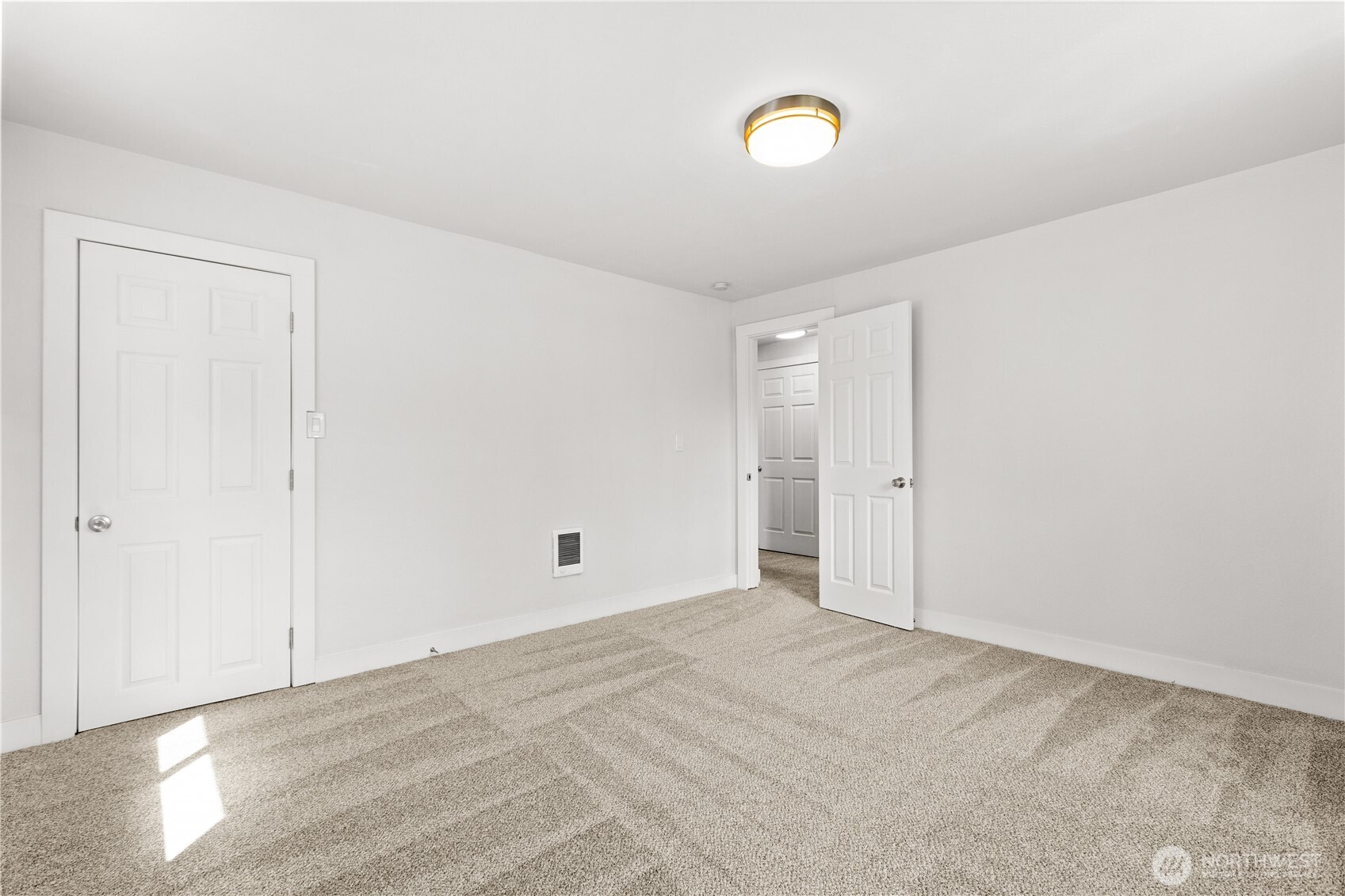 8823 S Yakima Avenue Property Photo 33