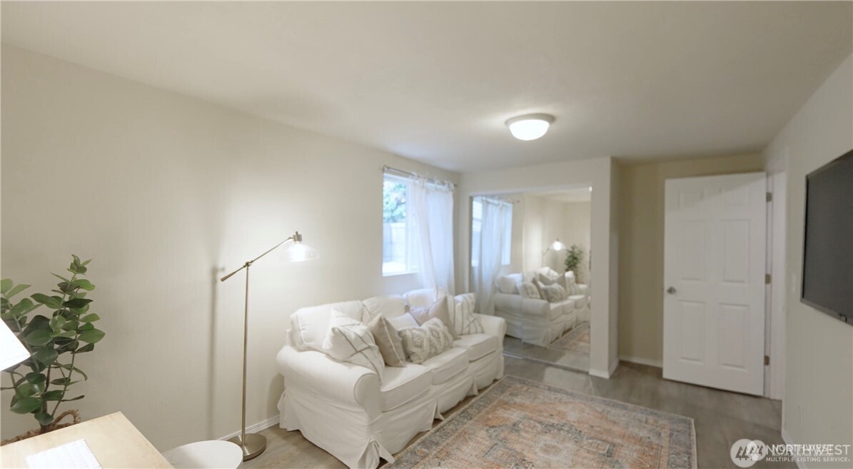 1305 Ne 55th Street Property Photo 19
