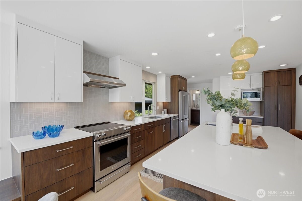 10705 41st Place Property Photo 10