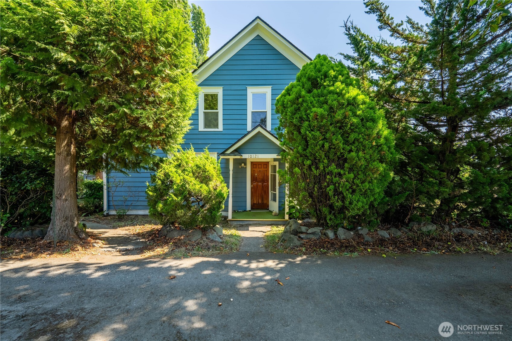 10121 67th Avenue Property Photo 3