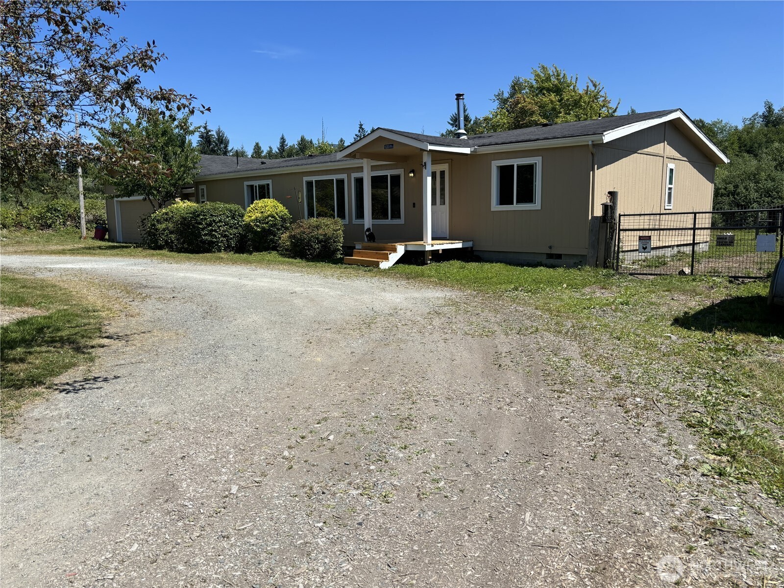 18268 Colony Road Property Photo 1