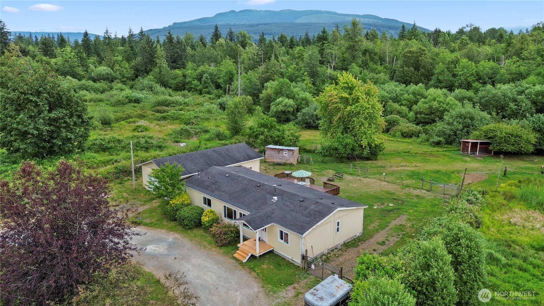 18268 Colony Road Property Photo 4