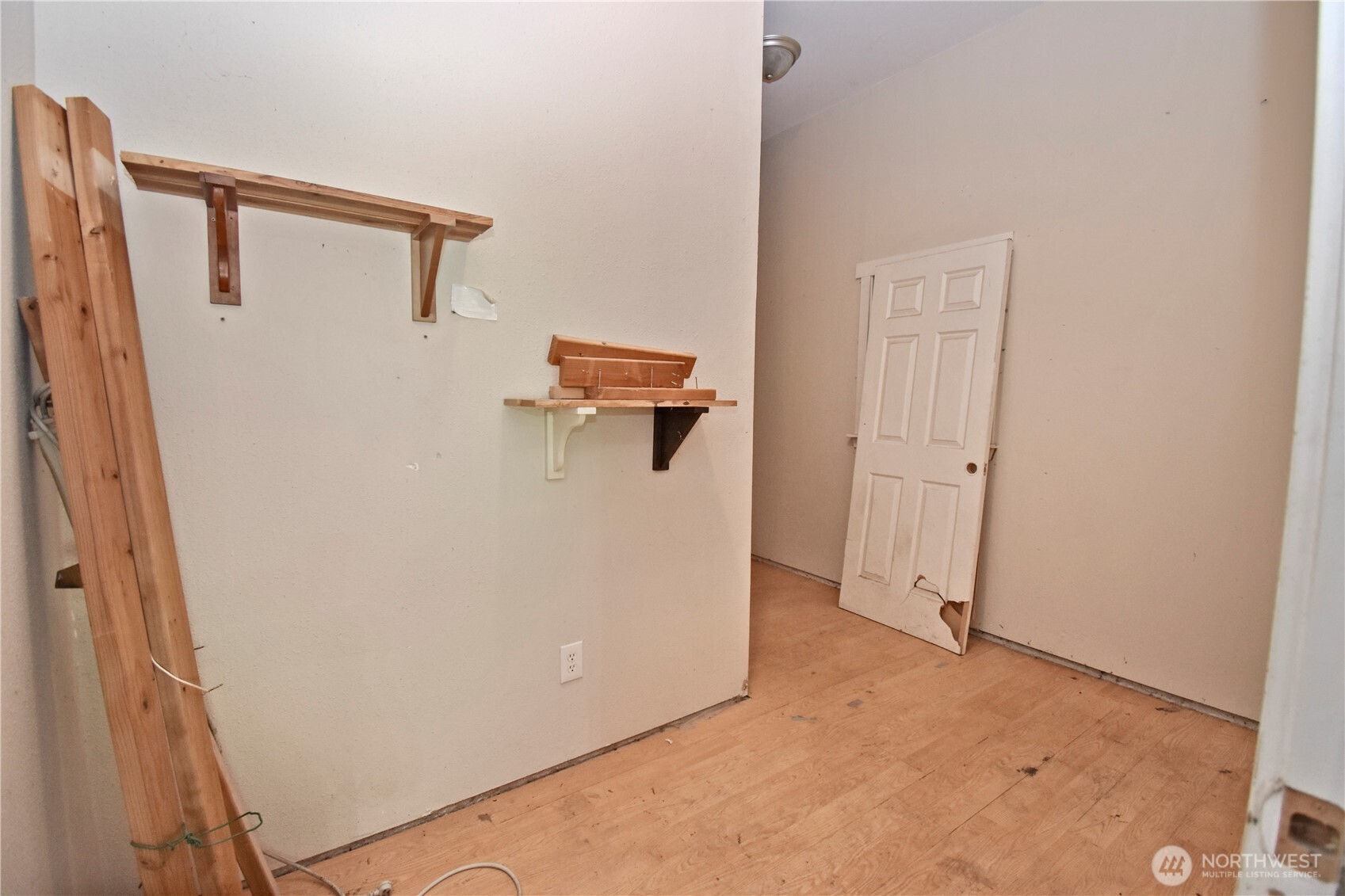 18268 Colony Road Property Photo 11