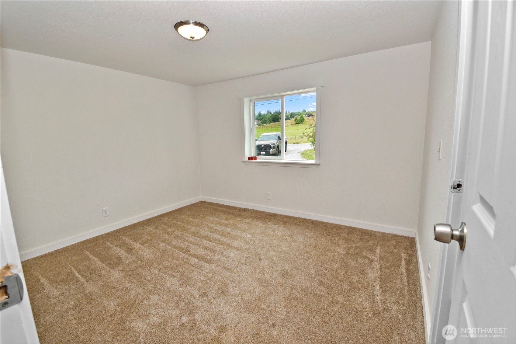 18268 Colony Road Property Photo 16