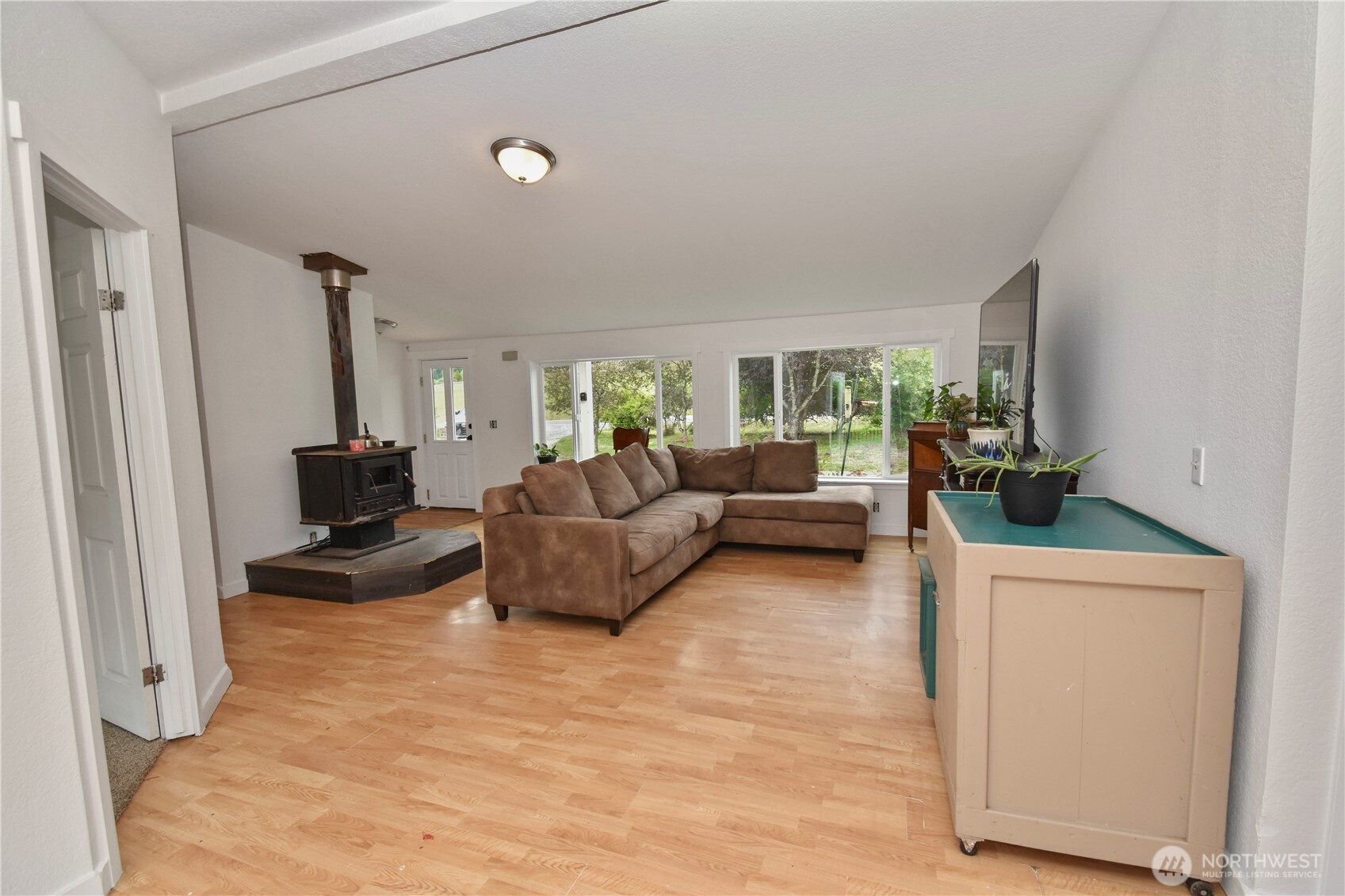 18268 Colony Road Property Photo 25