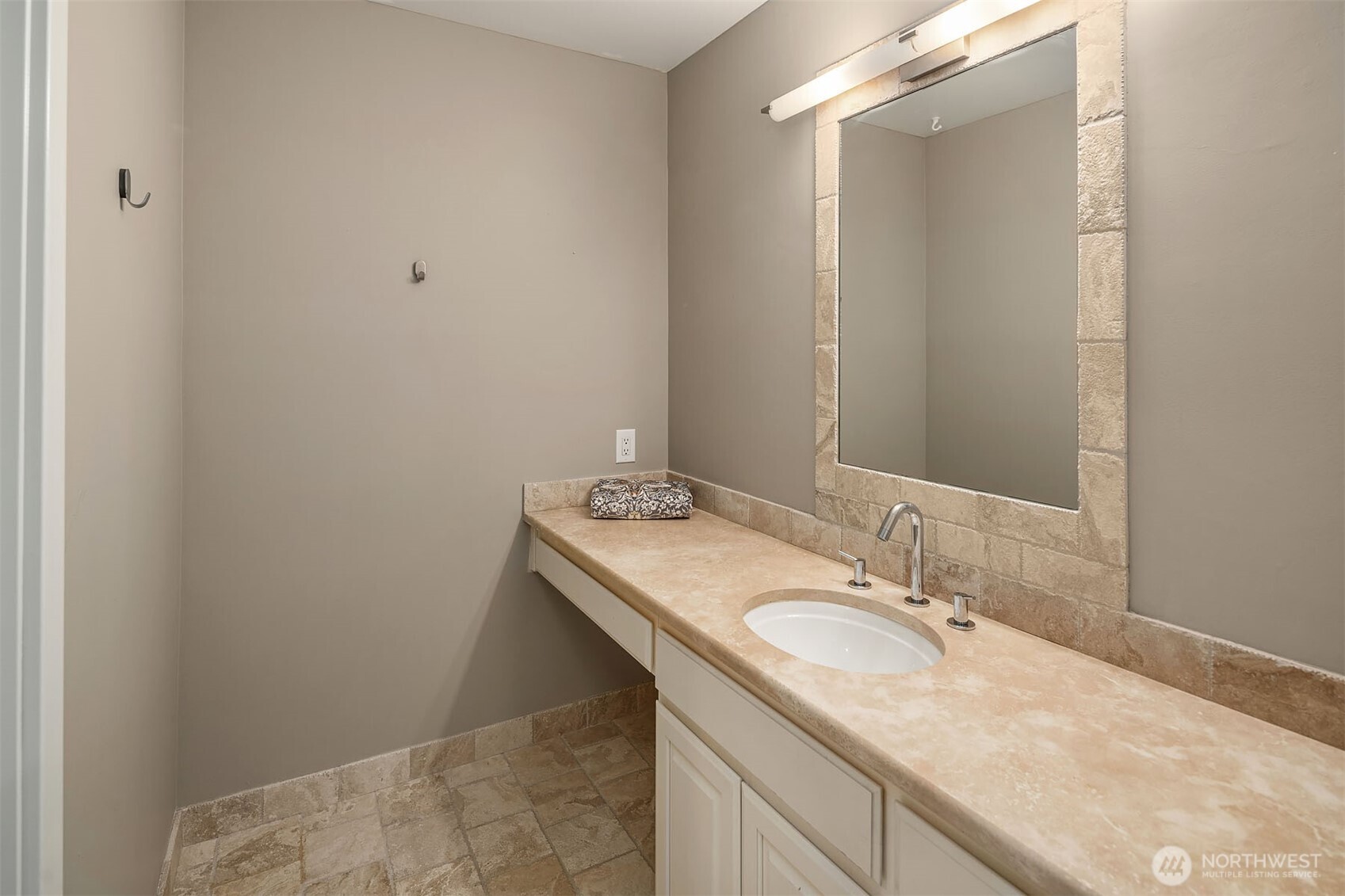 4511 Lake Washington Blvd. 2 Property Photo 28