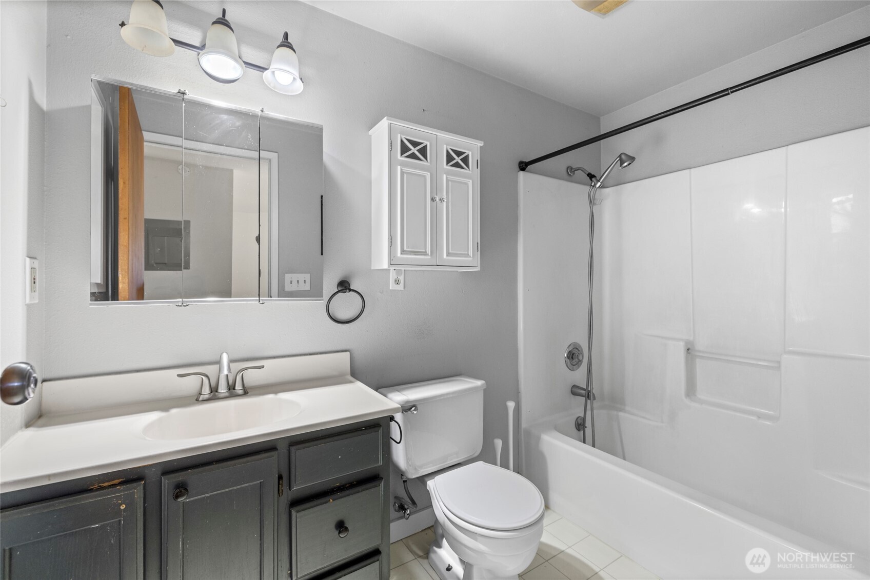 849 Burlingame Road Property Photo 16
