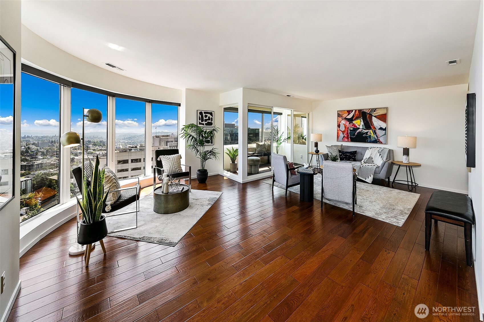 1301 Spring Street 24h Property Photo 3