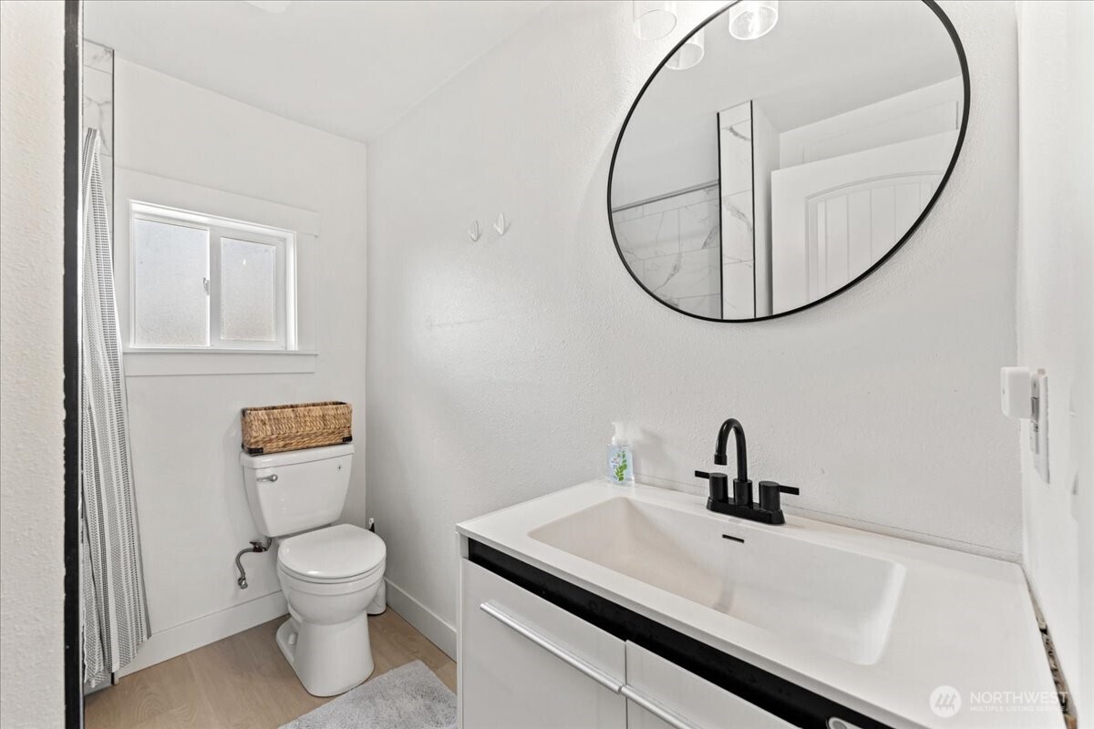 409 3rd Avenue Property Photo 16