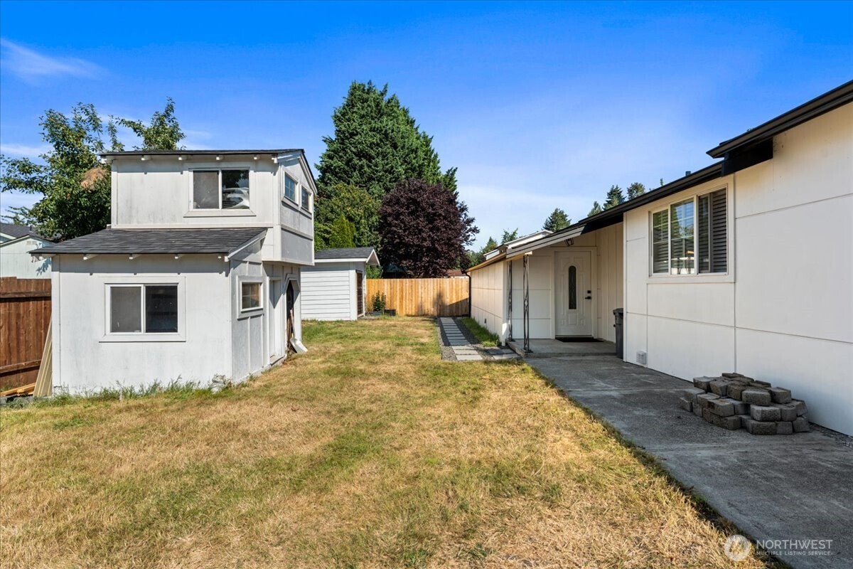 409 3rd Avenue Property Photo 33