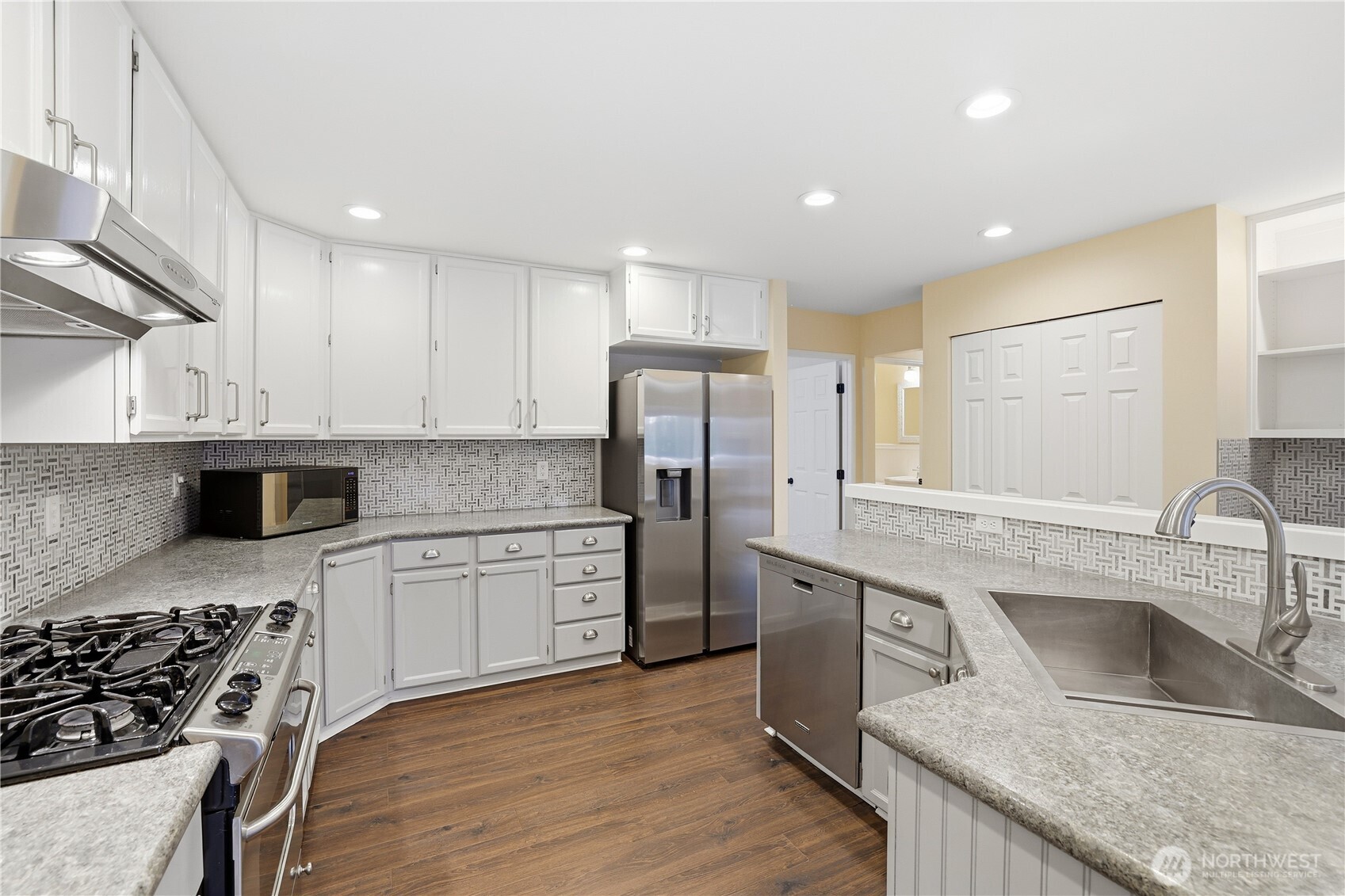 4642 Se Parsons Green Court Property Photo 8