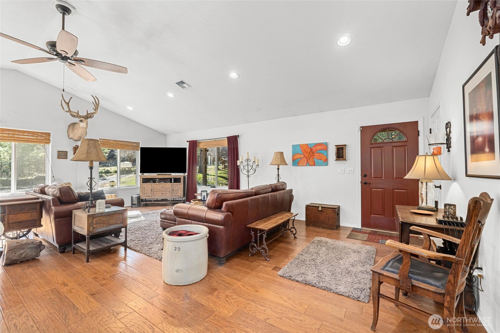 31297 Dodd Creek Lane Property Photo 4
