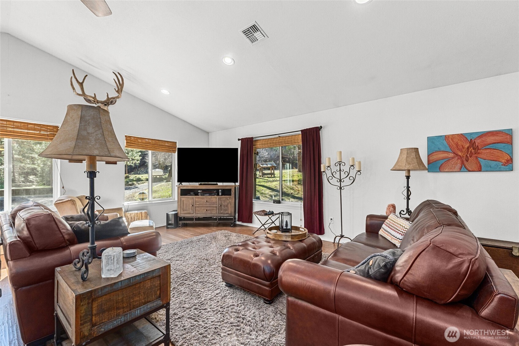 31297 Dodd Creek Lane Property Photo 5