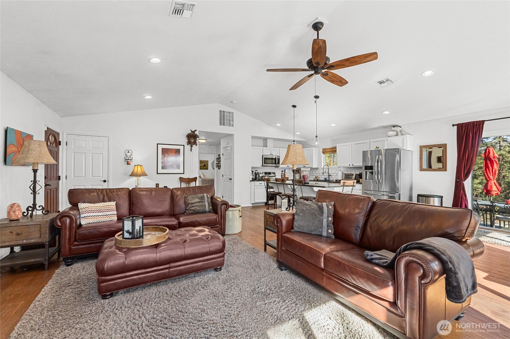 31297 Dodd Creek Lane Property Photo 6