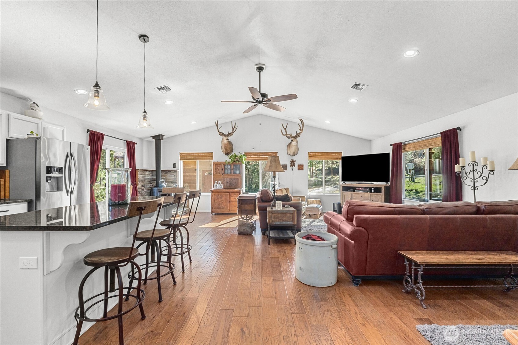 31297 Dodd Creek Lane Property Photo 10
