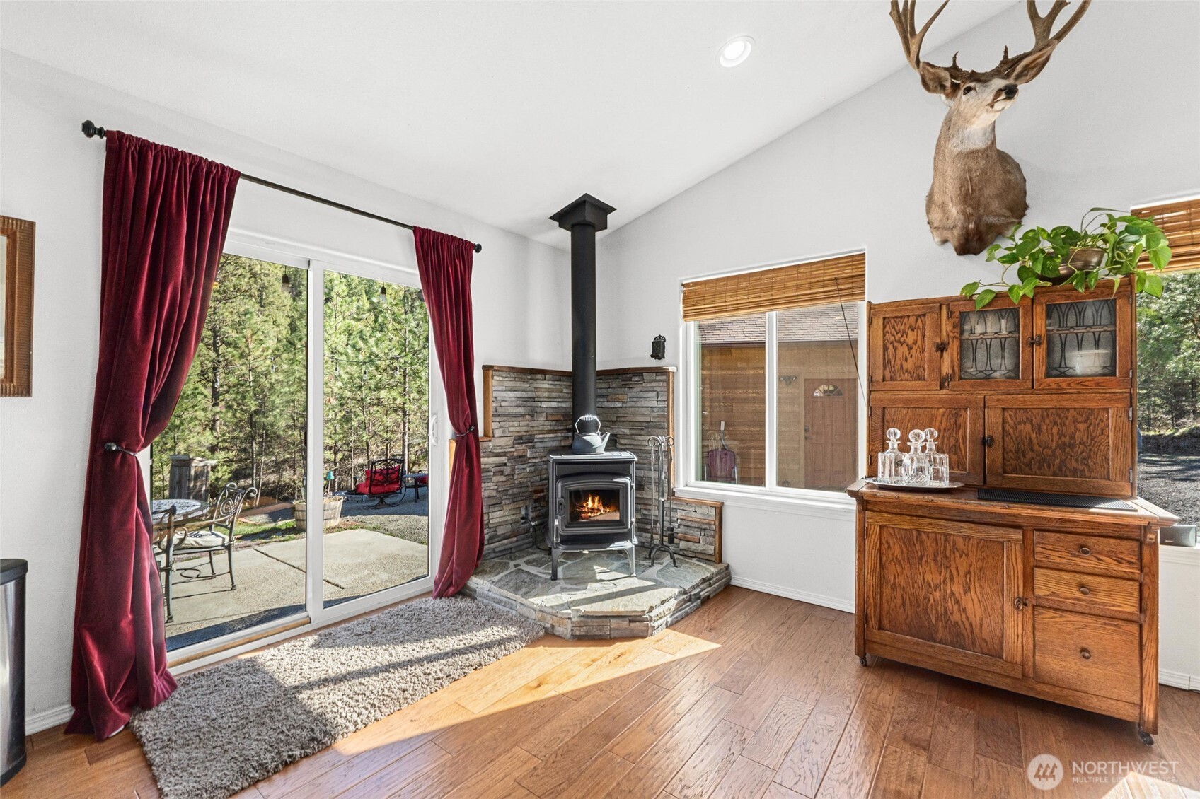 31297 Dodd Creek Lane Property Photo 11