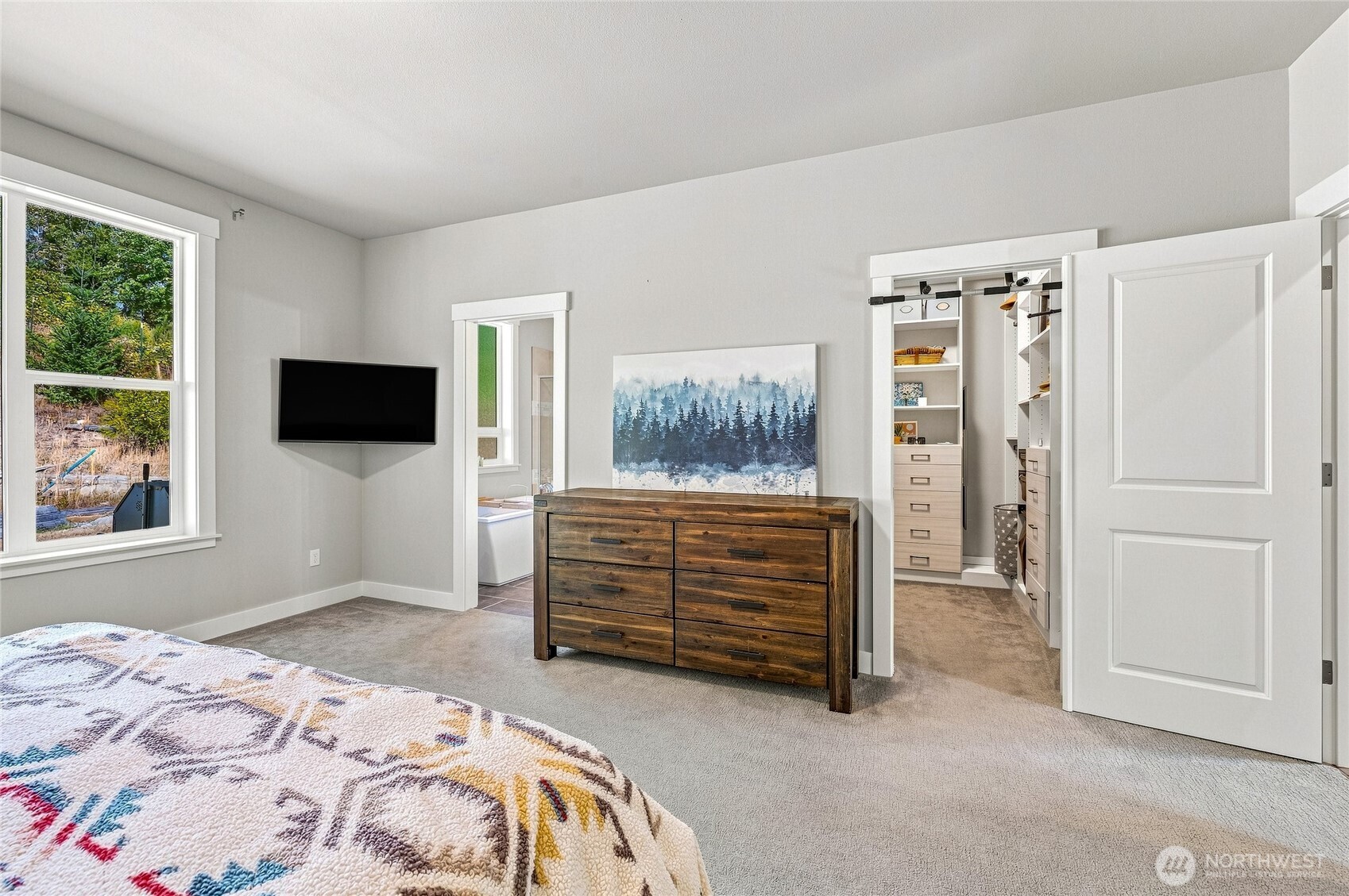 689 Chuckanut Drive Property Photo 17