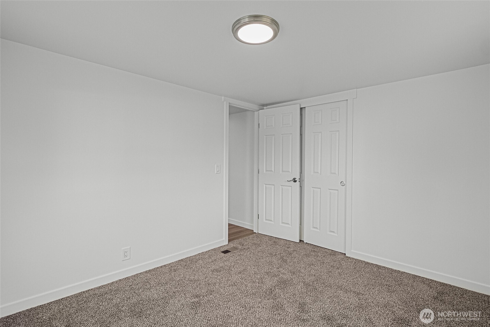 3211 W Wapato Drive 36 Property Photo 29