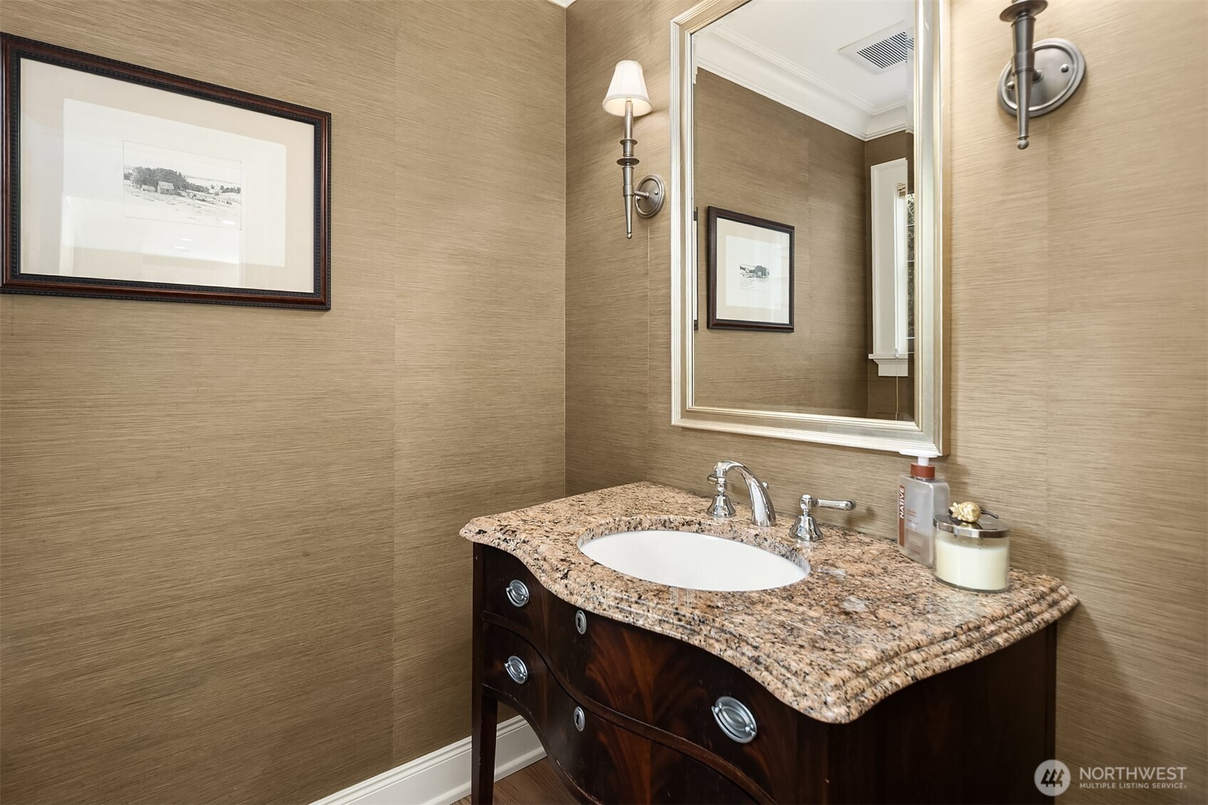 2018 Broadmoor Drive Property Photo 13