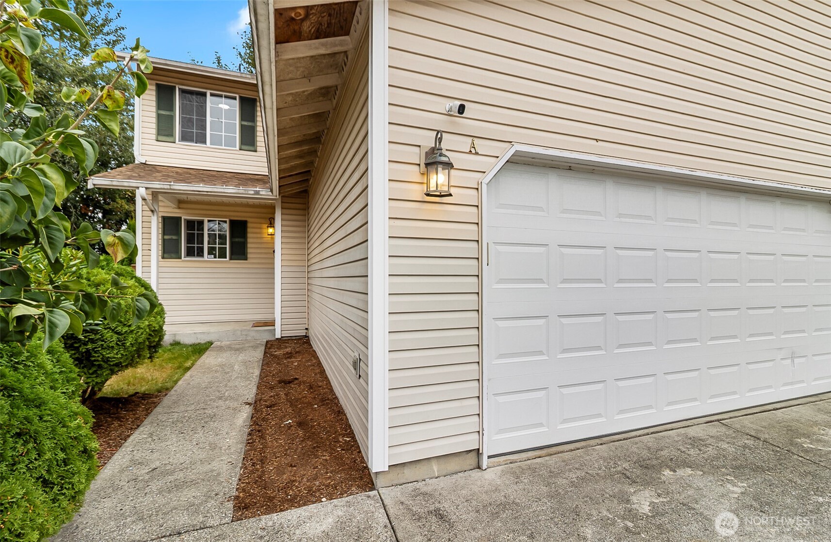 16805 41st Drive A Property Photo 4