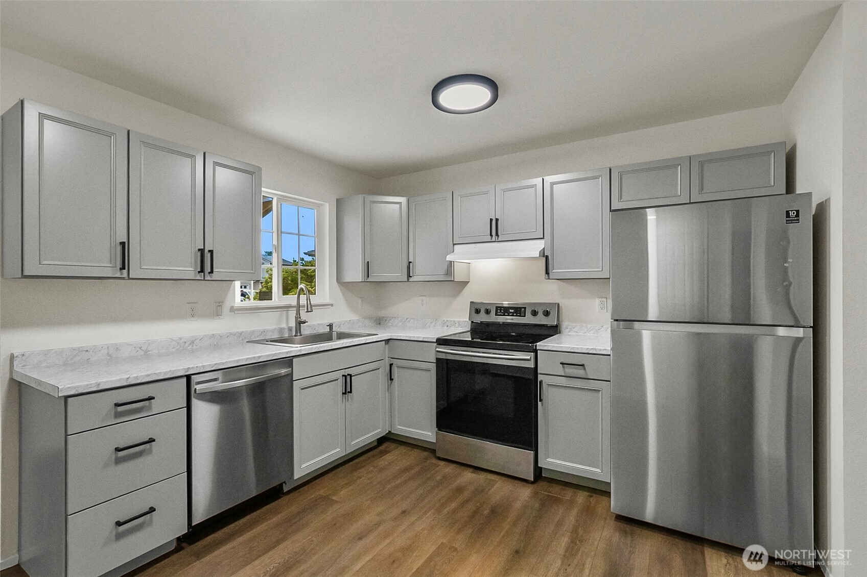 16805 41st Drive A Property Photo 8