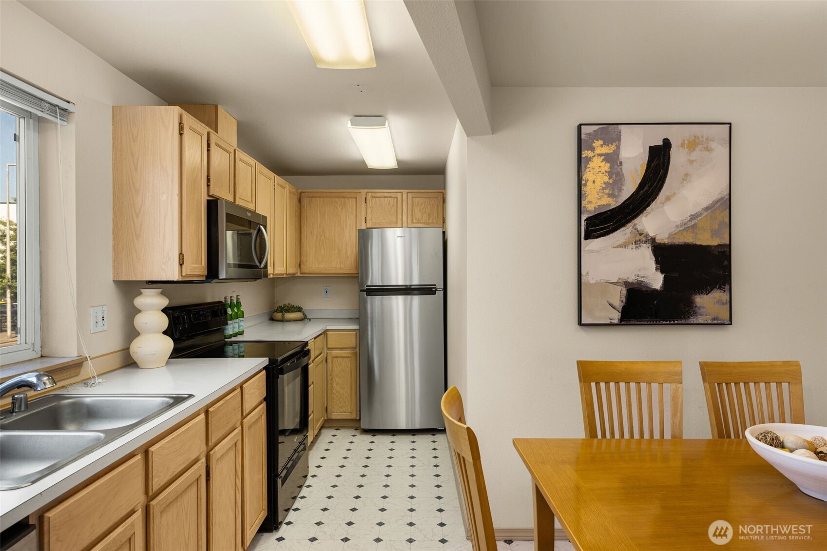 12056 15th Avenue 201 Property Photo 8