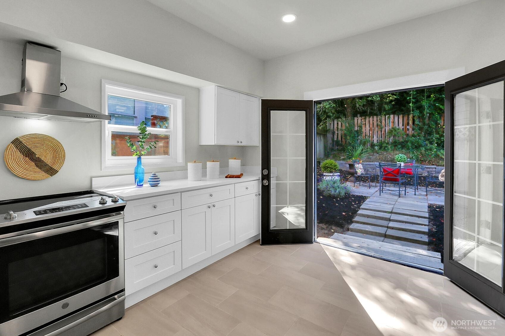 1113 33rd Avenue Property Photo 17