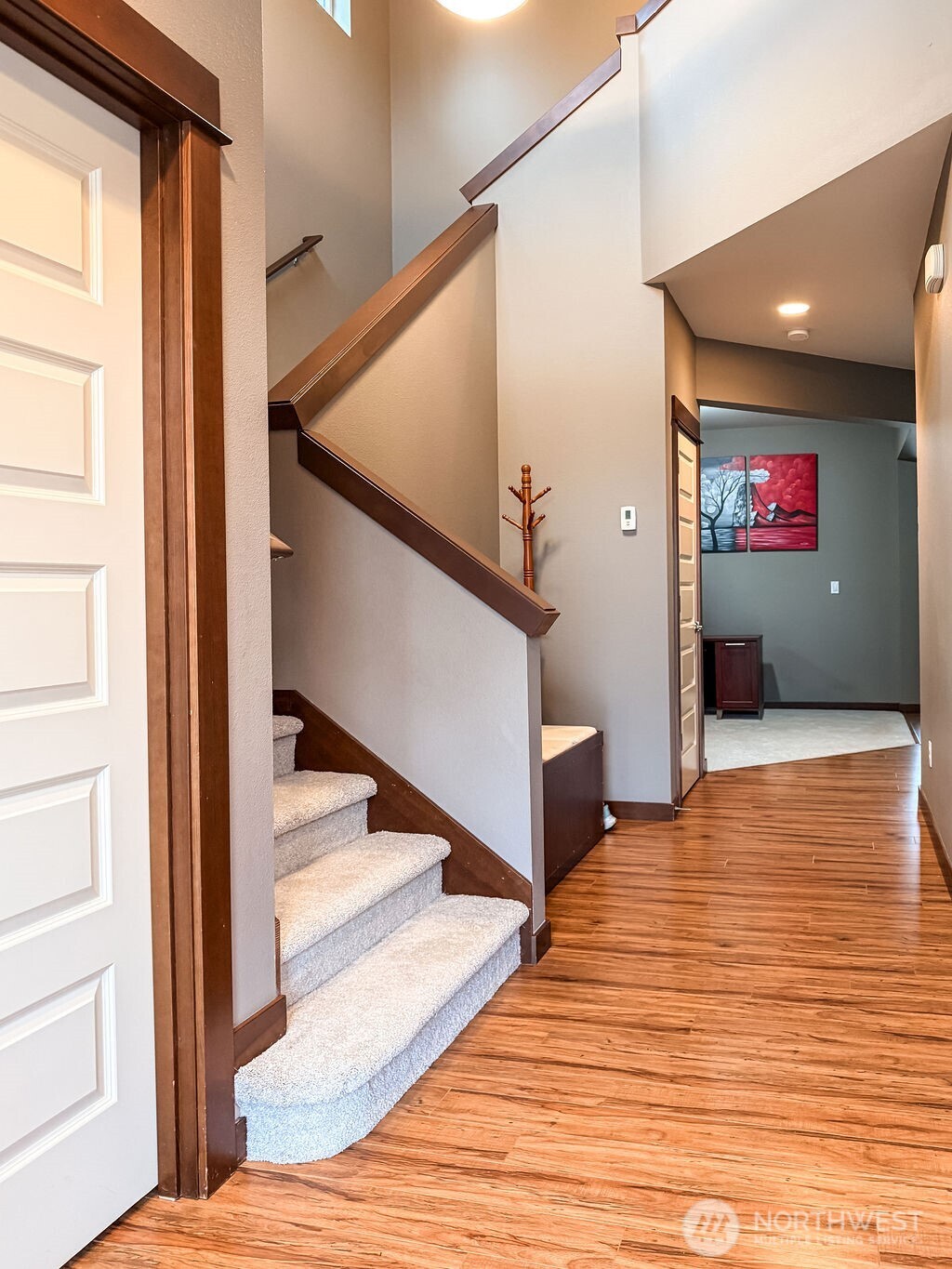 2824 93rd Place Property Photo 8