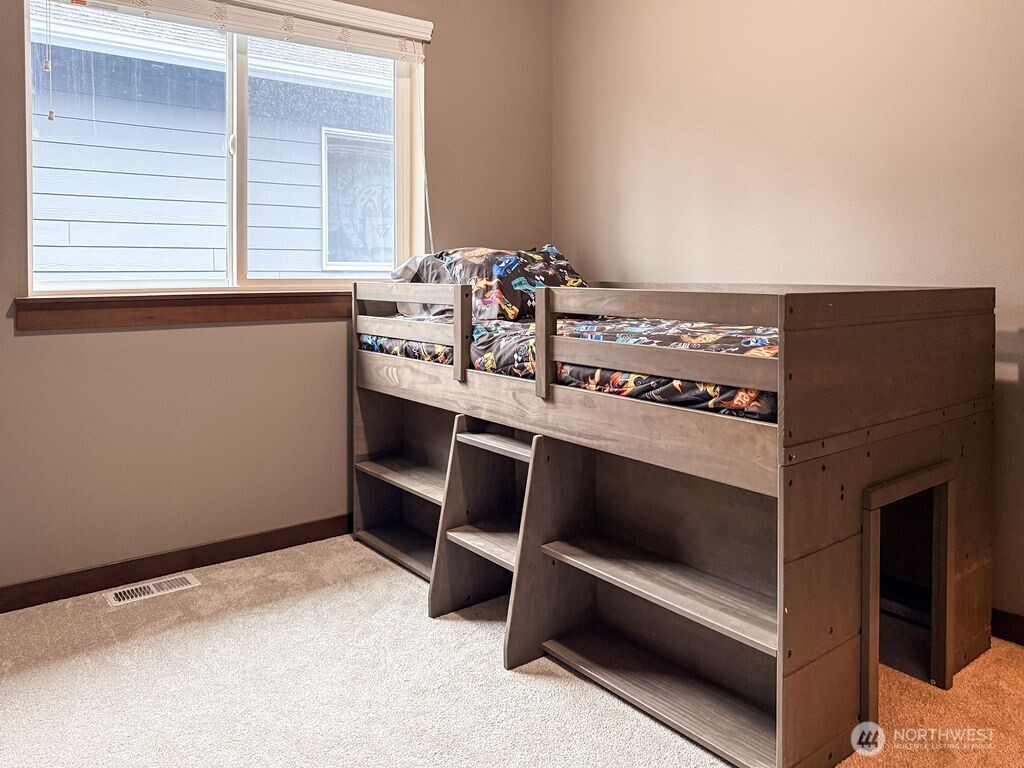 2824 93rd Place Property Photo 14