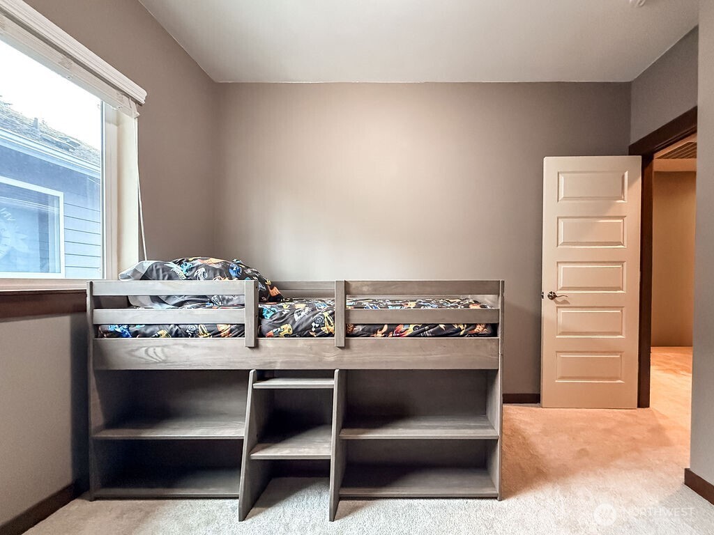 2824 93rd Place Property Photo 15