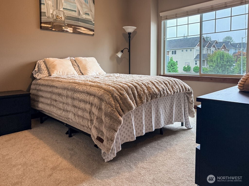 2824 93rd Place Property Photo 18