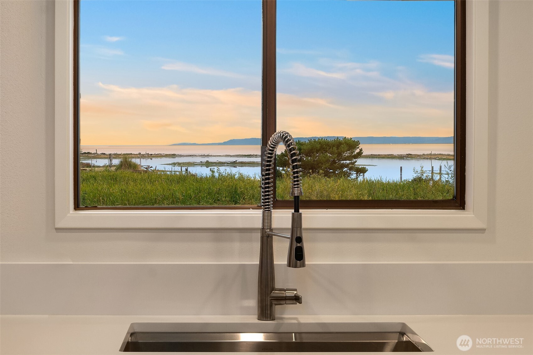 2682 Sunlight Beach Road Property Photo 11